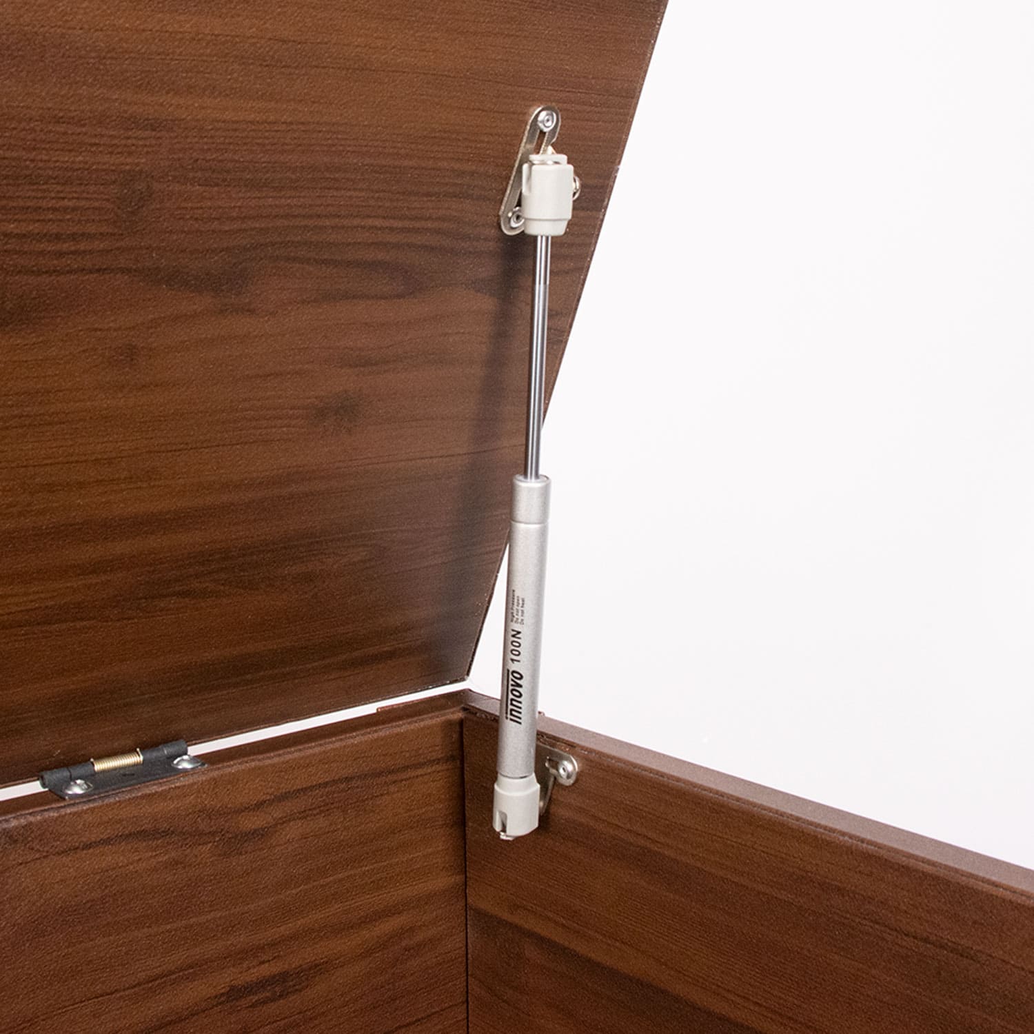 55046-Aufbewahrungsbox-Holzoptik-detail-Gasdaempfer-2,